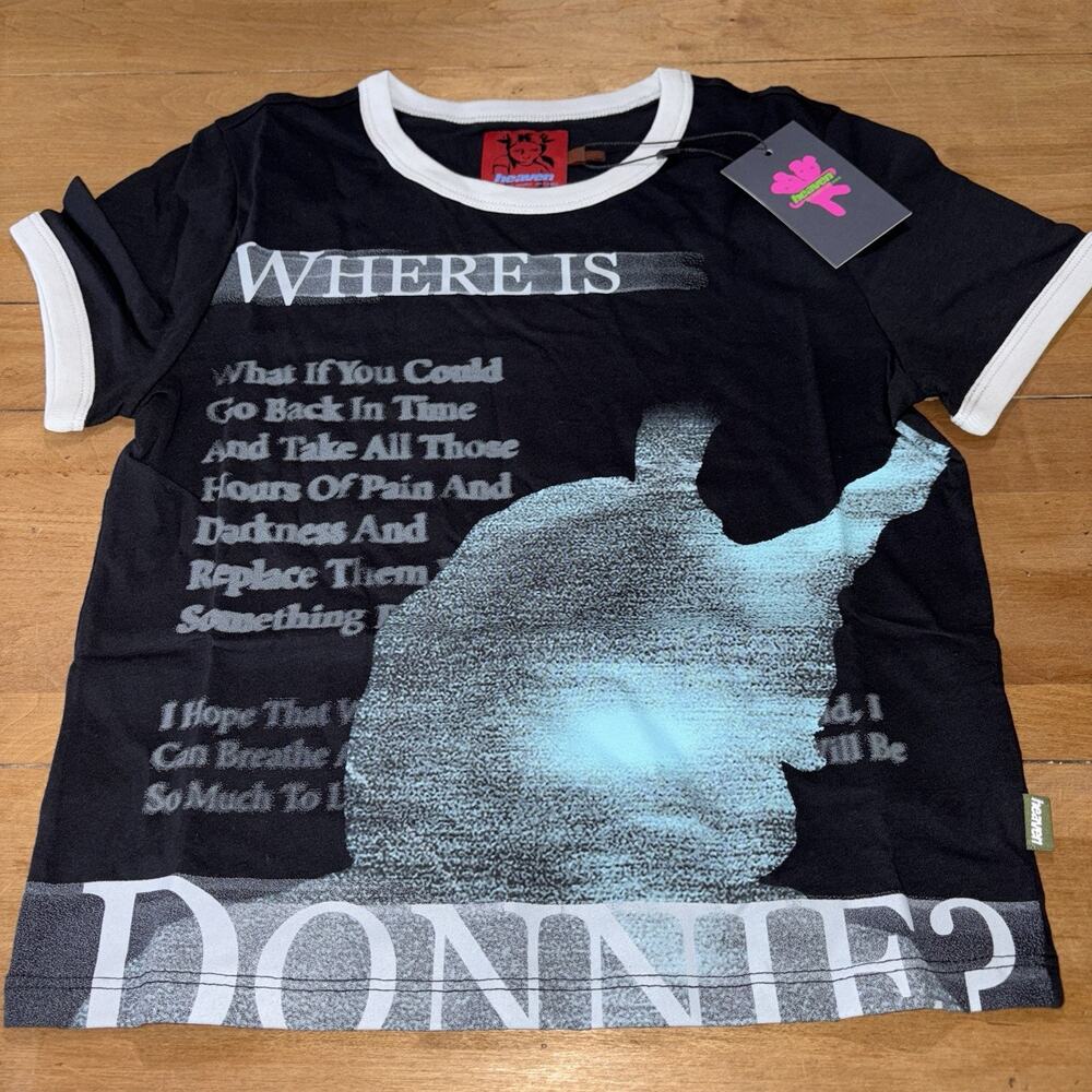 Heaven by Marc Jacobs Donnie Darko Black cropped baby tee Where Is Donnie? NWT - Picture 2 of 5